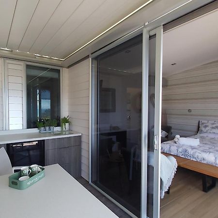 The Bay Lodge Pohara Bagian luar foto